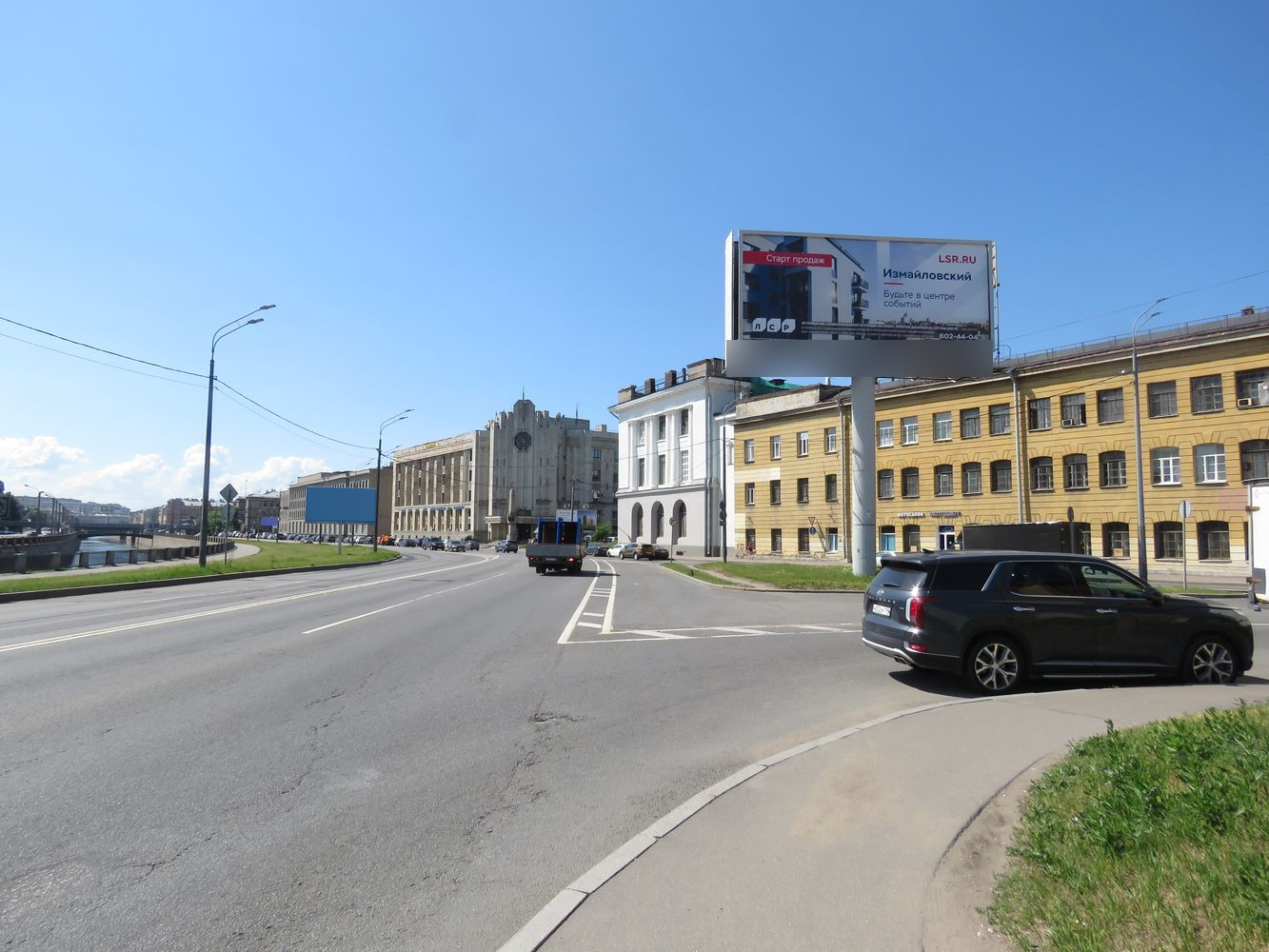 Фотография рекламного носителя, тип: Суперсайт 5x12, адрес: Обводного канала наб. X Константина Заслонова ул., Санкт-Петербург, Россия. Сторона А №1088583