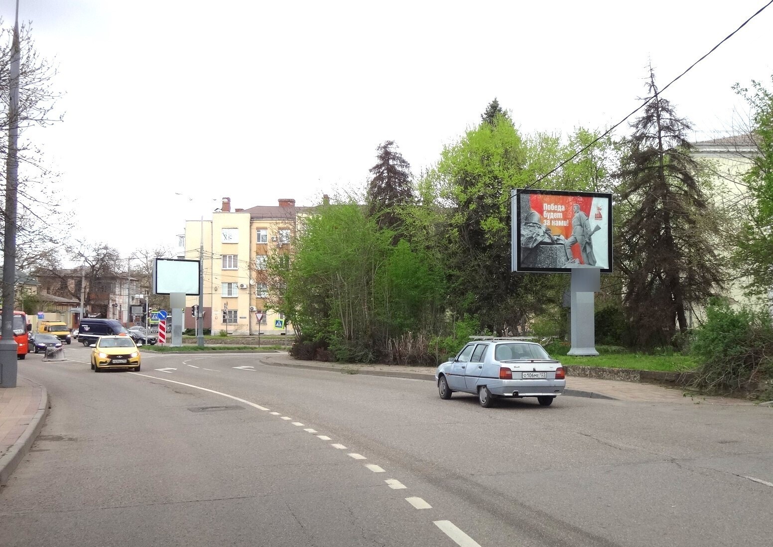 Фотография рекламного носителя, тип: Ситиборд 2.7x3.7, адрес: Митрофана Седина ул. Х Постовая ул., д.40, Краснодар, Краснодарский край, Россия. Сторона А №459271