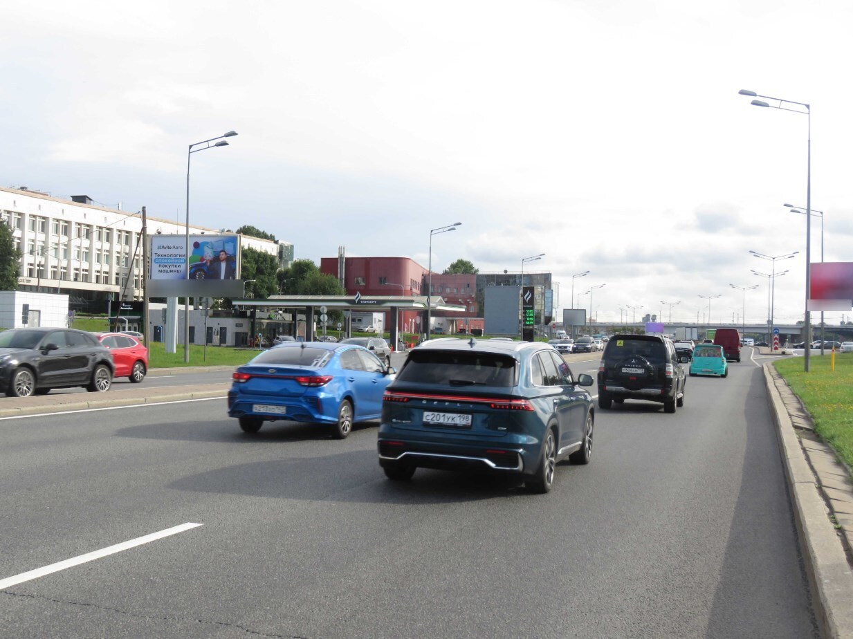 Фотография рекламного носителя, тип: Билборд 3x6, адрес: Малоохтинский наб., выезд с АЗС, Санкт-Петербург, Россия. Сторона Б №106194