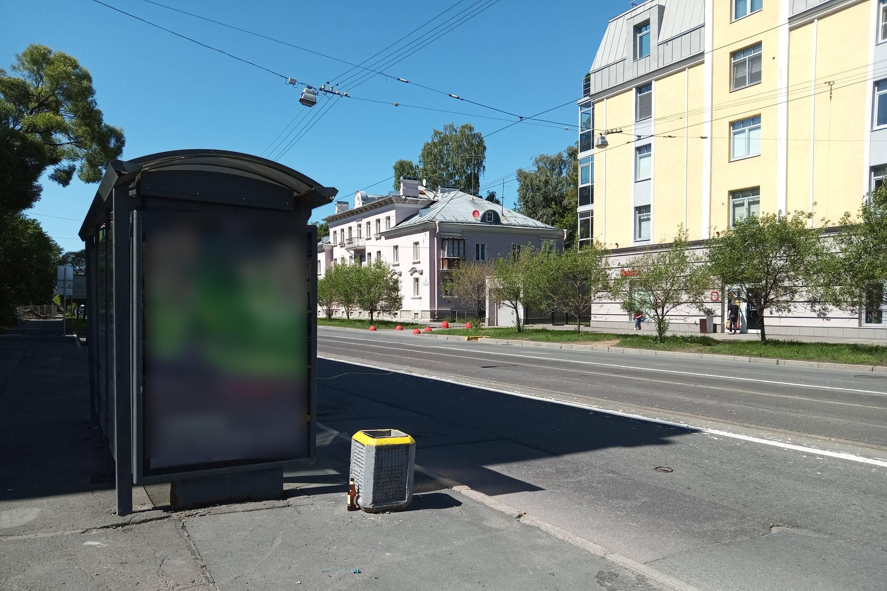 Фотография рекламного носителя, тип: Остановка 1.8x1.2, адрес: Савушкина ул., д.60, Санкт-Петербург, Россия. Сторона Б №140525