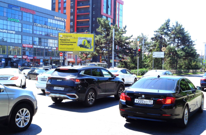 Фотография рекламного носителя, тип: Билборд 3x6, адрес: Тургенева ул., д.138/5, Краснодар, Краснодарский край, Россия. Сторона A1-A3 №459446