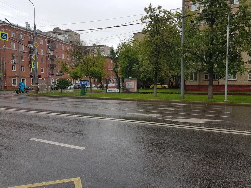 Фотография рекламного носителя, тип: Афиша 1.75x1.8, адрес: Краснодонская ул., д.19, стенд 2, Москва, Россия. Сторона A №1381514