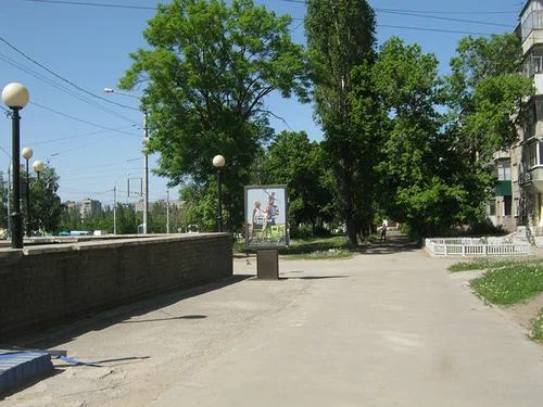 Фотография рекламного носителя, тип: Ситиформат 1.8x1.2, адрес: Победы пл., р-он д.8, Москва, Россия. Сторона А №1364314