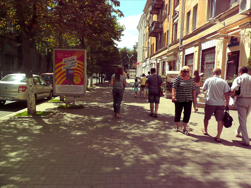 Фотография рекламного носителя, тип: Ситиформат 1.8x1.2, адрес: Ф. Энгельса ул., д.20, Воронеж, Воронежская область, Россия. Сторона А №112060