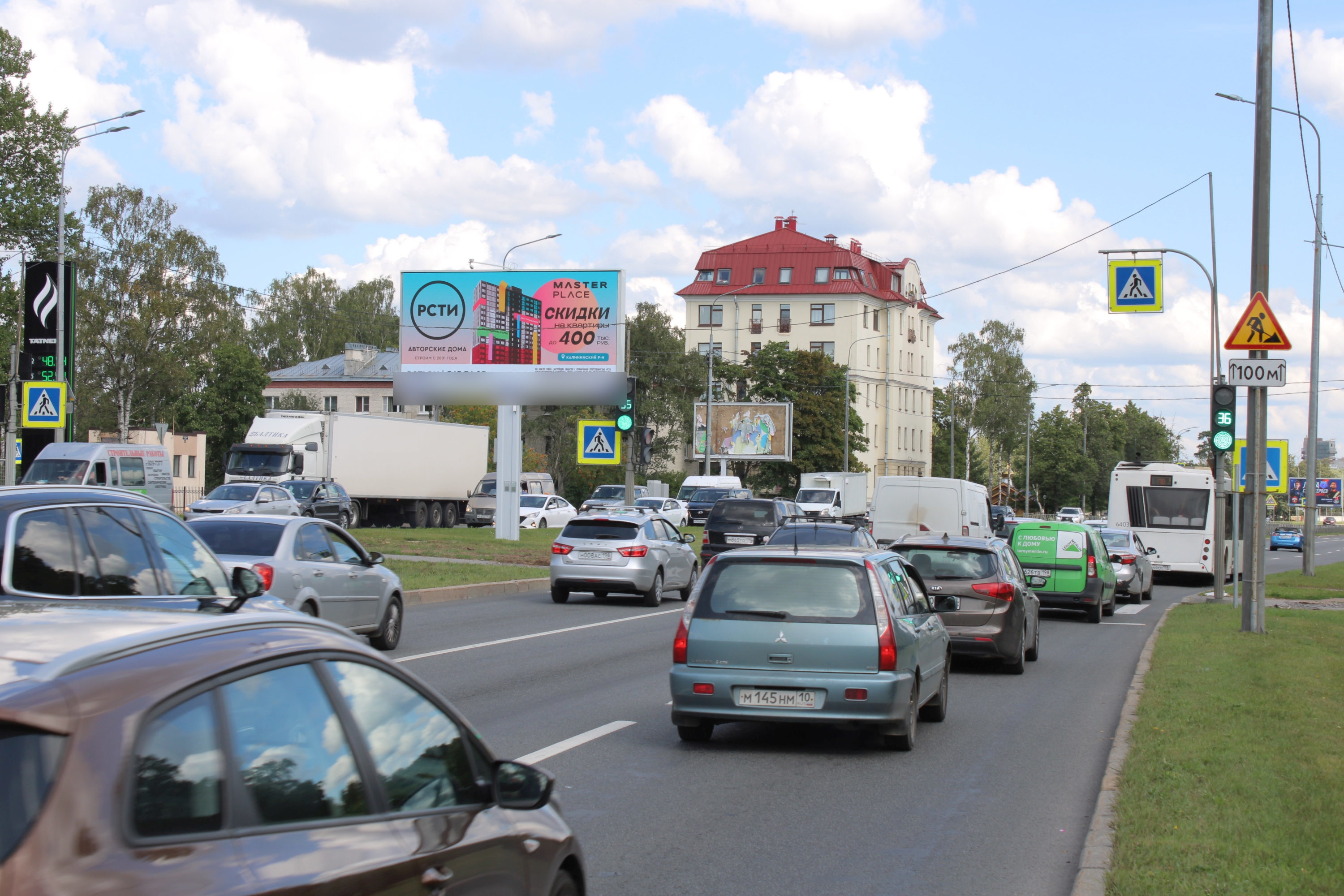 Фотография рекламного носителя, тип: Билборд 3x6, адрес: Непокоренных пр-т., д.62, Санкт-Петербург, Россия. Сторона А51 №938390