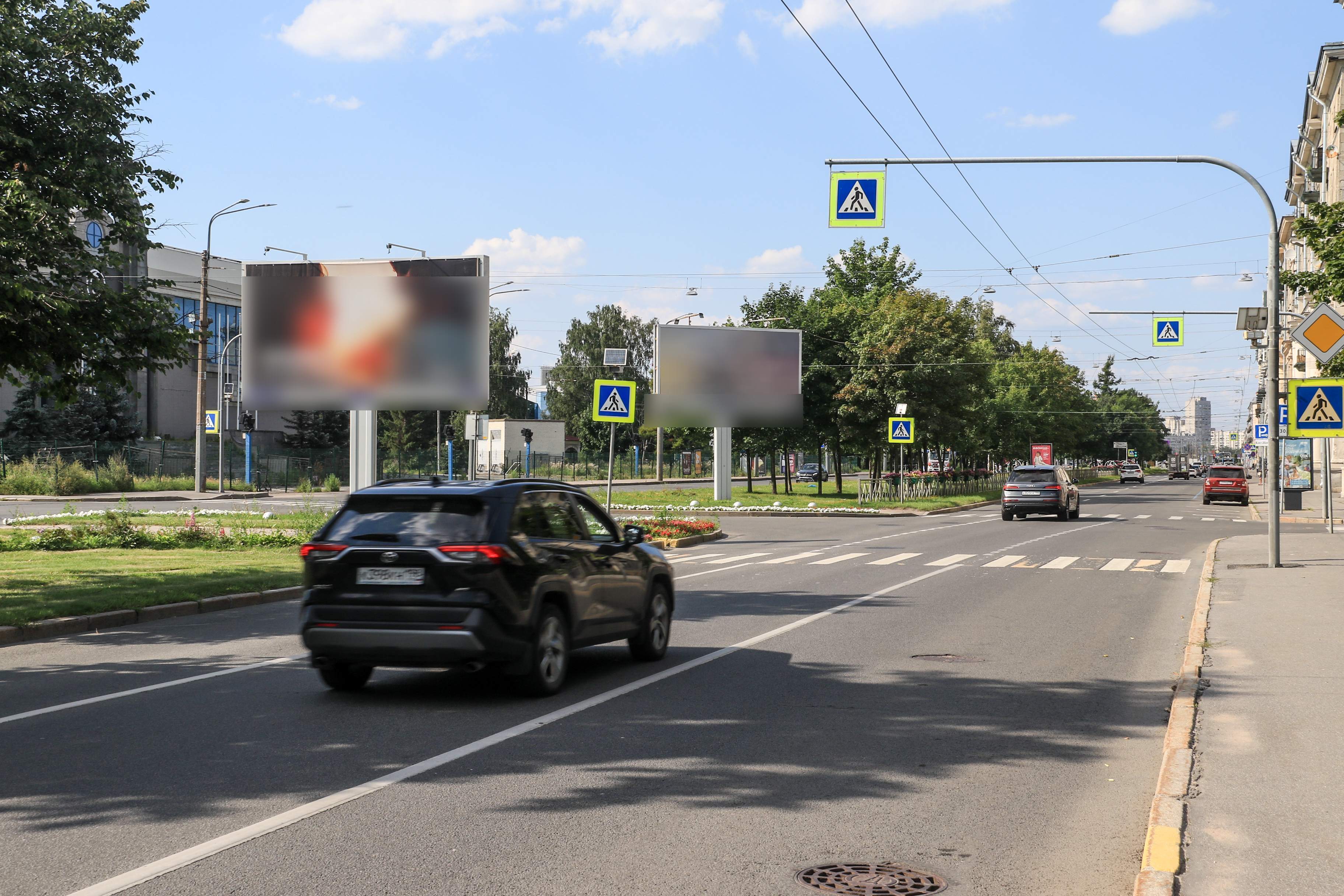 Фотография рекламного носителя, тип: Билборд 3x6, адрес: Наличная ул., д.4, корп.2 X Среднегаванский пр-т., Санкт-Петербург, Россия. Сторона А2 №120028