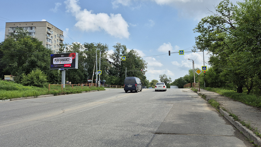 Фотография рекламного носителя, тип: Билборд 3x6, адрес: Профессора Даниловского ул. Х Стрельникова ул., д.28, Хабаровск, Хабаровский край, Россия. Сторона B №481909