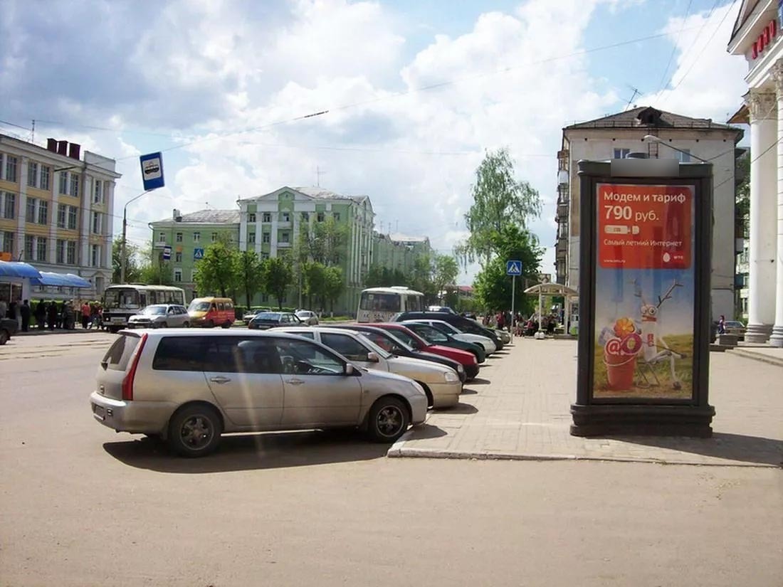 Фотография рекламного носителя, тип: Пиллар 3x1.4, адрес: Ленина пр-т., д.10, Тверь, Тверская область, Россия. Сторона А №228181