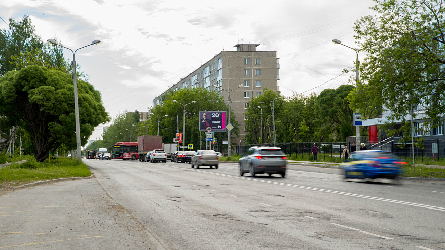 Фотография рекламного носителя, тип: Ситиборд 2.7x3.7, адрес: Целинная ул., д.15, Пермь, Пермский край, Россия. Сторона А №759124