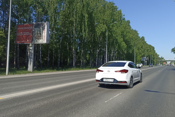 Фотография рекламного носителя, тип: Билборд 3x6, адрес: 50 лет ВЛКСМ ул., ТРЦ Премьер, поз.3, Тюмень, Тюменская область, Россия. Сторона В1-В3 №204071