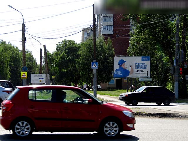 Фотография рекламного носителя, тип: Билборд 3x6, адрес: Лукашевича ул. Х Ватутина ул., д.1, Омск, Омская область, Россия. Сторона А №197315