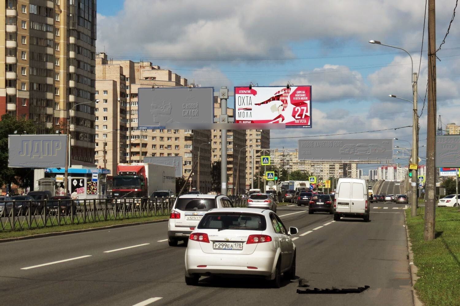 Фотография рекламного носителя, тип: Билборд 3x6, адрес: Российский пр-т., д.5 Х Товарищеский пр-т., Санкт-Петербург, Россия. Сторона А4 №120754