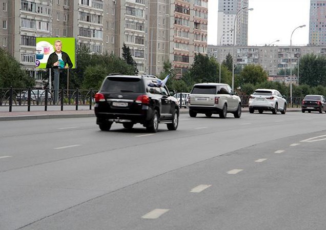 Фотография рекламного носителя, тип: Ситиборд 2.7x3.7, адрес: Машинная ул., д.42/1, Екатеринбург, Свердловская область, Россия. Сторона Б №651316