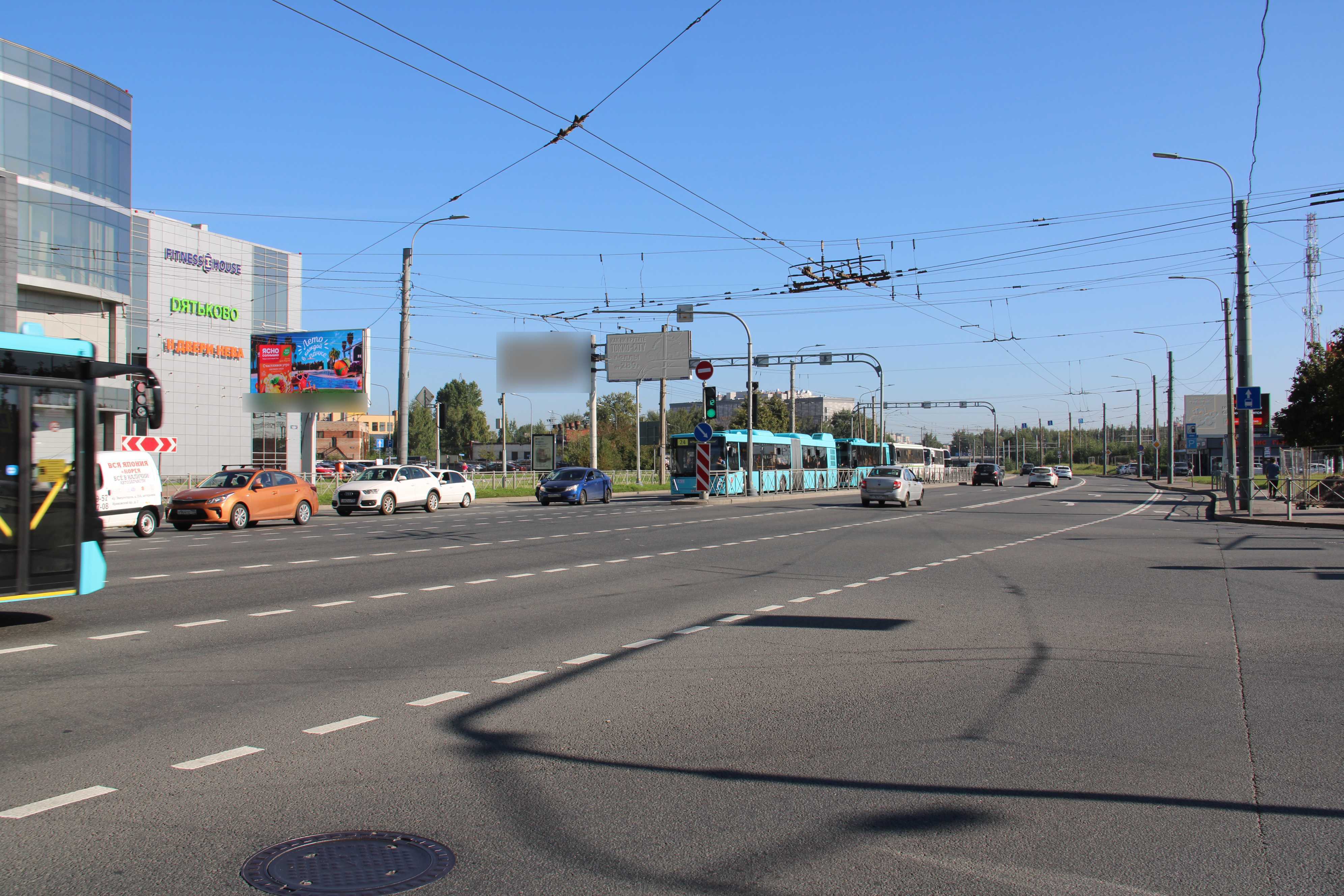 Фотография рекламного носителя, тип: Билборд 3x6, адрес: Заневский пр-т. X Карла Фаберже пл., д.8Е, Санкт-Петербург, Россия. Сторона Б1 №119018