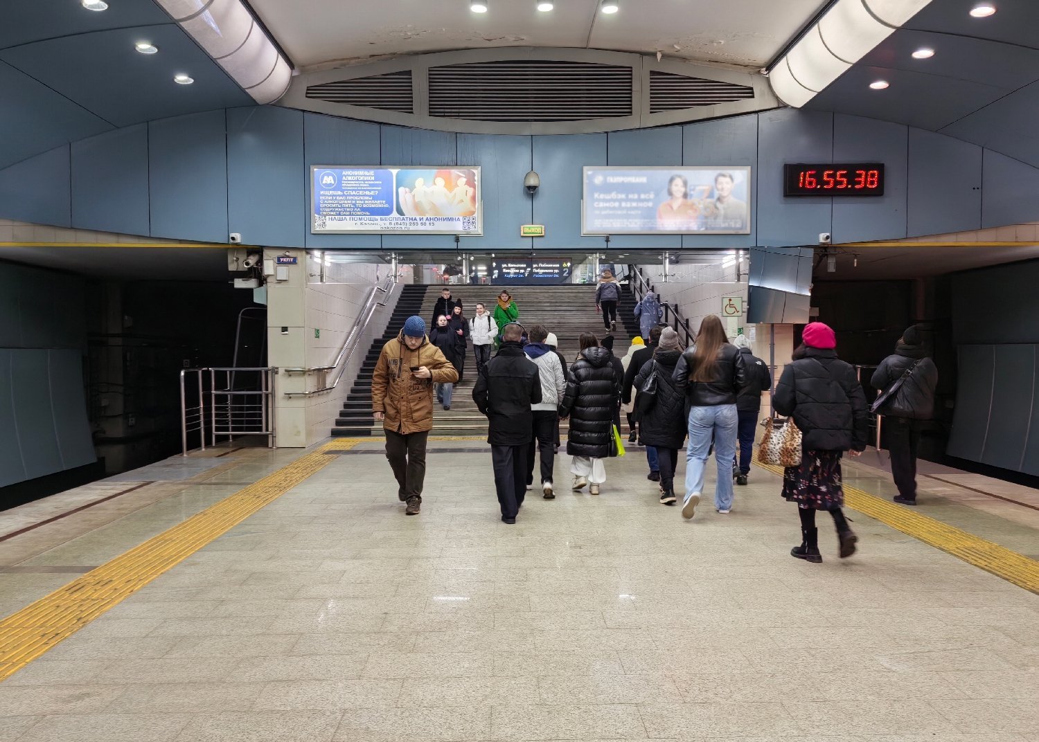 Фотография рекламного носителя, тип: Лайтбокс, адрес: Станция метро «Авиастроительная», Казань, Республика Татарстан, Россия. Сторона/вариант А №1336006