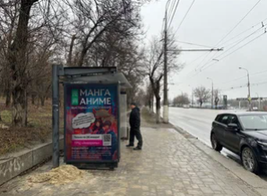 Фотография рекламного носителя, тип: Остановка 1.8x1.2, адрес: им. В.И.Ленина пр-т., ост. "Больница Ильича", Волгоград, Волгоградская область, Россия. Сторона Б №1349188