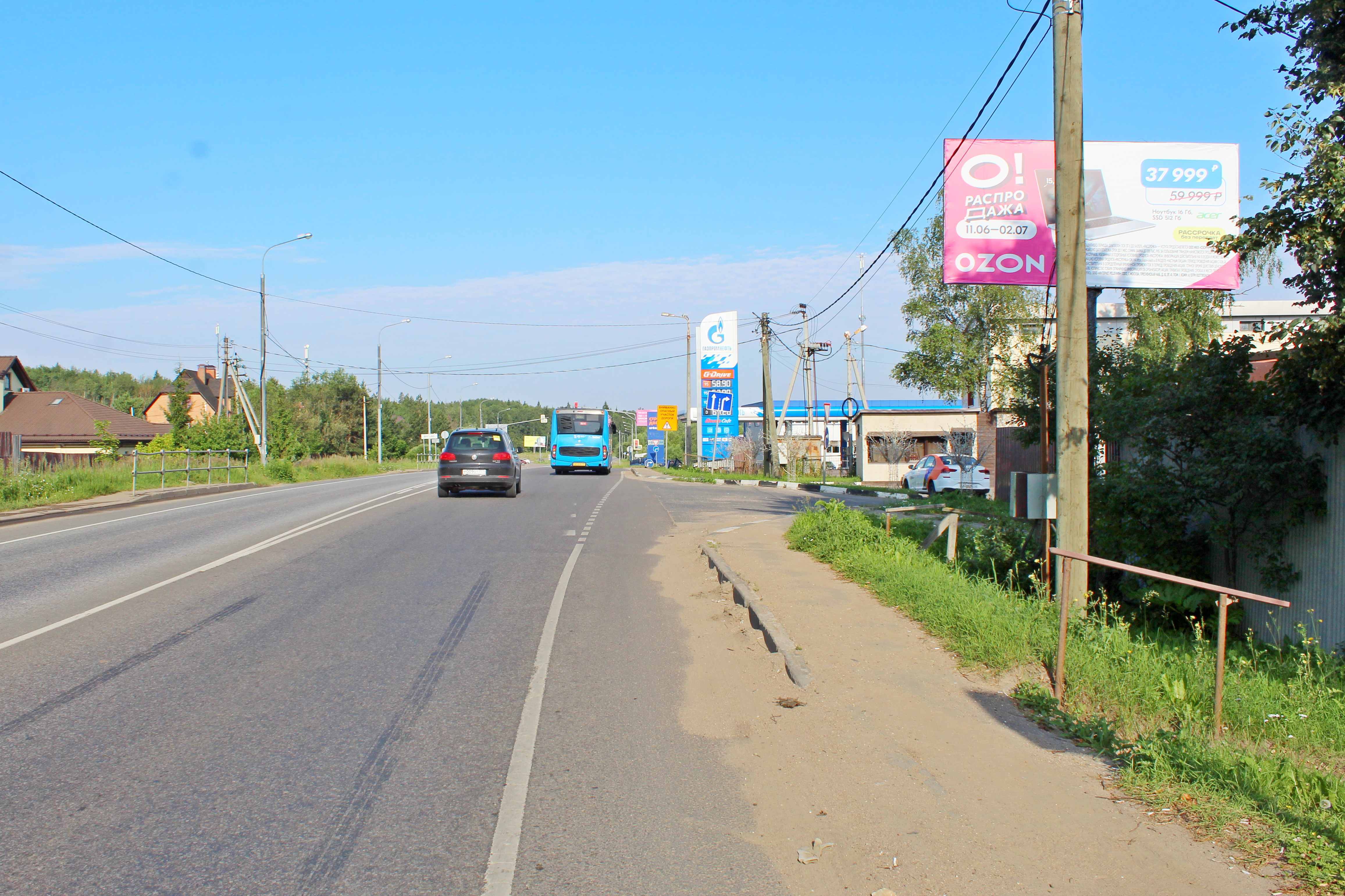 Фотография рекламного носителя, тип: Билборд 3x6, адрес: Пятницкое ш., 42 580м, слева при движении в Москву, Солнечногорск, Московская область, Россия. Сторона А №785958