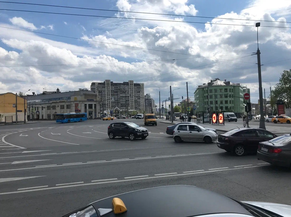 Фотография рекламного носителя, тип: Афиша 1.75x1.8, адрес: Радищевская Нижняя ул., д.5, поз.2, стенд 2, Москва, Россия. Сторона B №961361