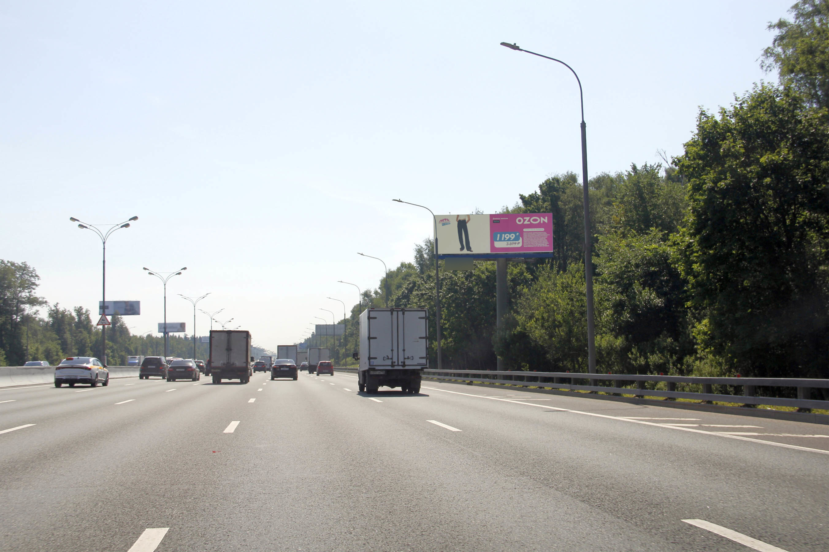 Фотография рекламного носителя, тип: Суперсайт 4x12, адрес: МКАД, 97 875м, Москва, Россия. Сторона А №773381