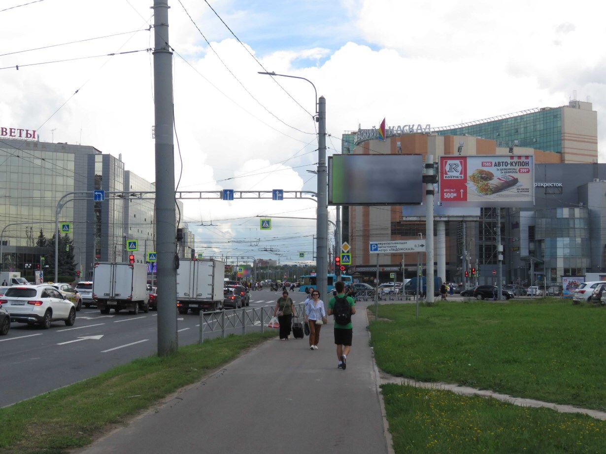 Фотография рекламного носителя, тип: Билборд 3x6, адрес: Заневский пр-т. Х Энергетиков пр-т., Санкт-Петербург, Россия. Сторона А2 №520036