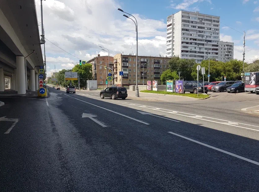 Фотография рекламного носителя, тип: Афиша 1.75x1.8, адрес: Волоколамское ш., д.90 поз.2, стенд 2, Москва, Россия. Сторона A №882546