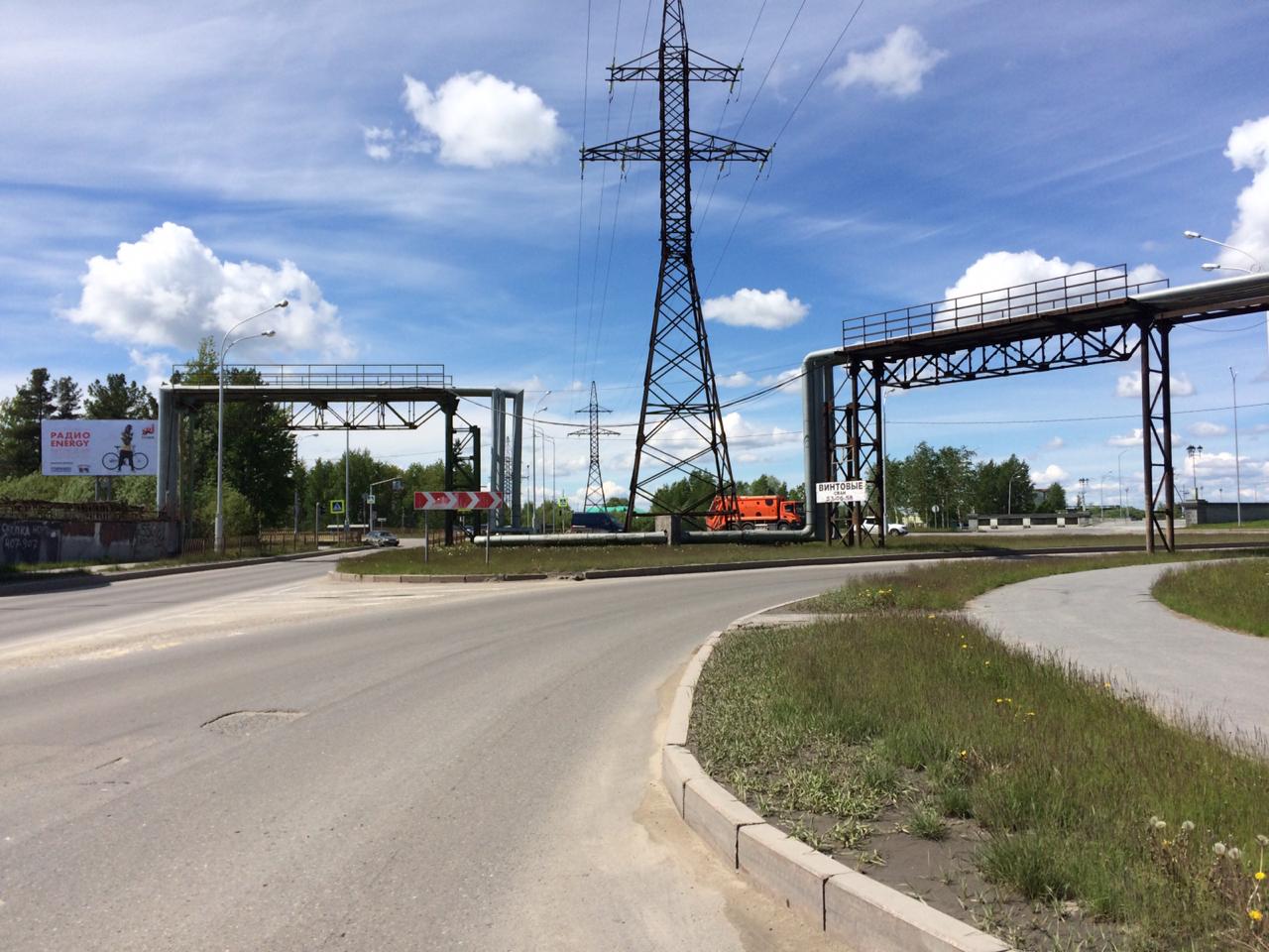 Фотография рекламного носителя, тип: Билборд 3x6, адрес: Индустриальная ул., д.54, корп.1, поз.1, Нижневартовск, Ханты-Мансийский автономный округ – Югра, Россия. Сторона Б №676635