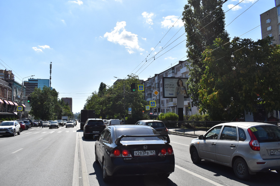 Фотография рекламного носителя, тип: Ситиборд 2.7x3.7, адрес: Красноармейская ул., д.63а Х Газетный пер., Ростов-на-Дону, Ростовская область, Россия. Сторона А1-А6 №842021