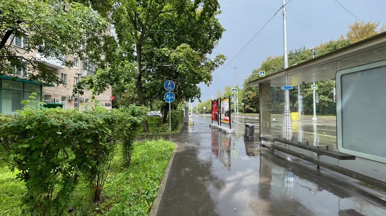 Фотография рекламного носителя, тип: Афиша 1.75x1.8, адрес: Университетский пр-т., д.23, стенд 1, Москва, Россия. Сторона B №1350174