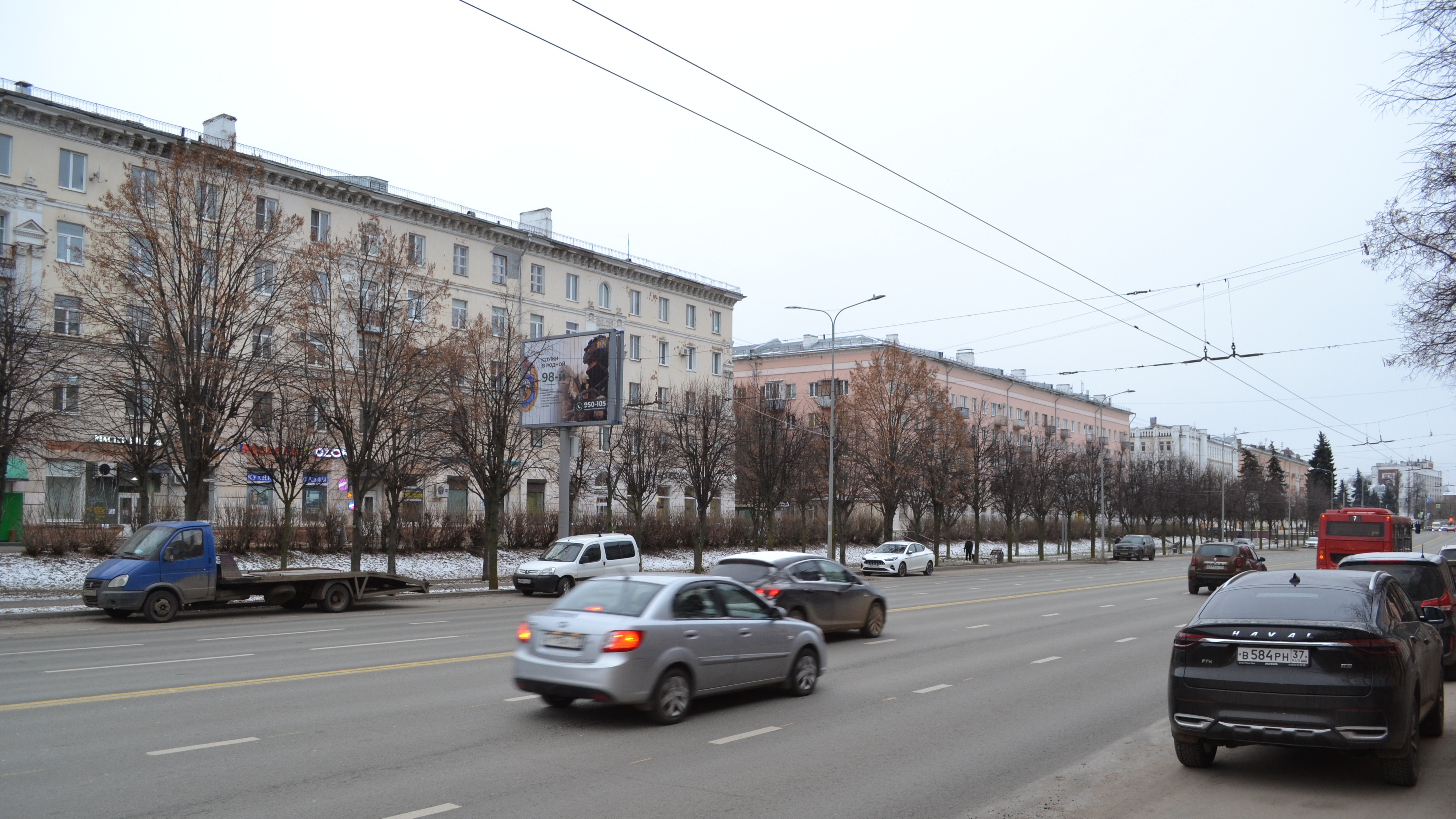 Фотография рекламного носителя, тип: Ситиборд 2.7x3.7, адрес: Ленина пр-т., д.100, Иваново, Ивановская область, Россия. Сторона Б3 №569089