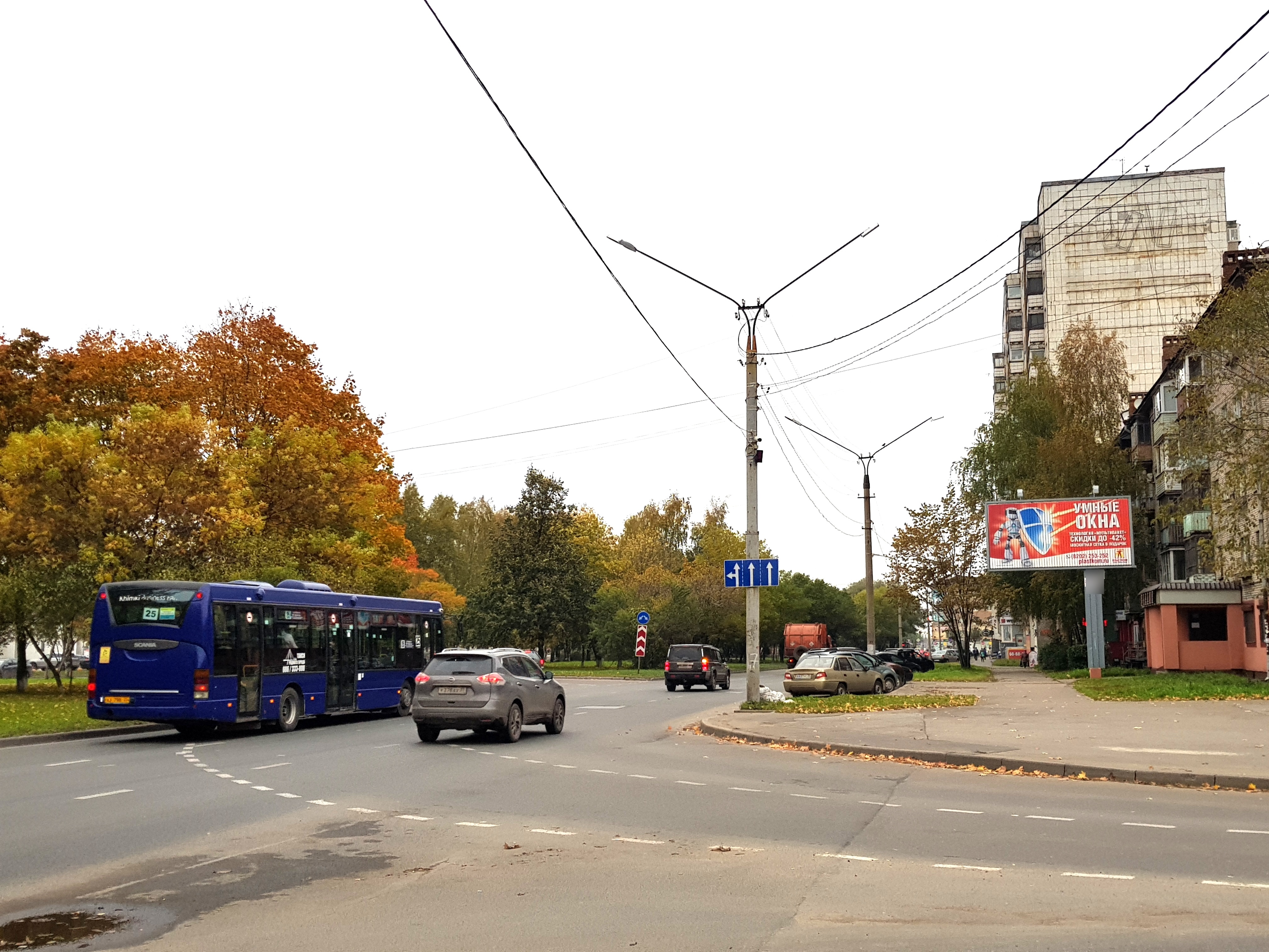 Фотография рекламного носителя, тип: Билборд 3x6, адрес: Сталеваров ул., д.40, Череповец, Вологодская область, Россия. Сторона А1-А3 №462090