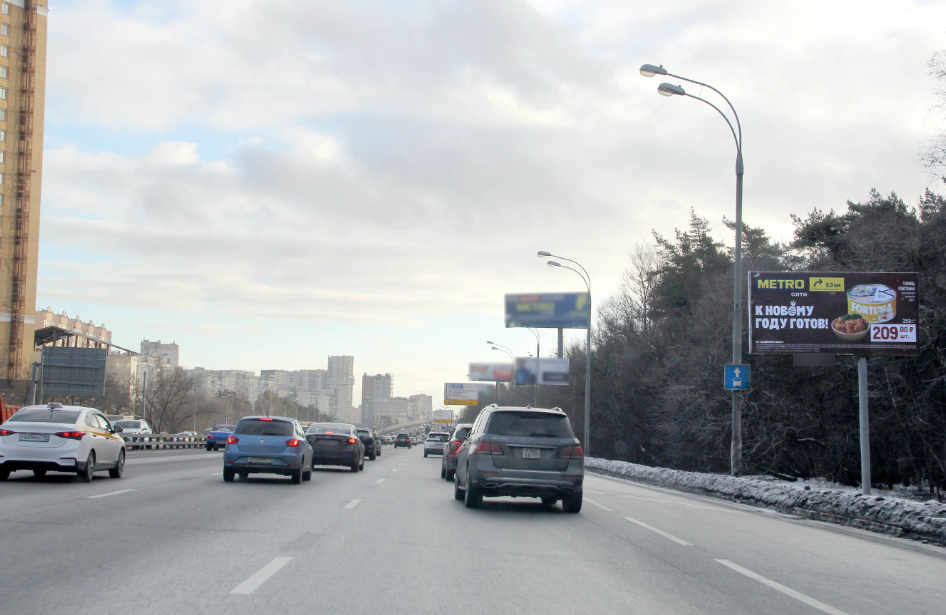Фотография рекламного носителя, тип: Билборд 3x6, адрес: Новорязанское ш., 17 600м, Котельники, Московская область, Россия. Сторона А №530634
