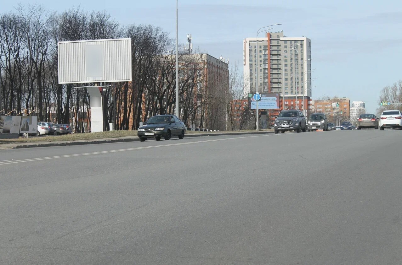 Фотография рекламного носителя, тип: Билборд 3x6, адрес: Родионова ул., д.149, Нижний Новгород, Нижегородская область, Россия. Сторона В1-В3 №1013247