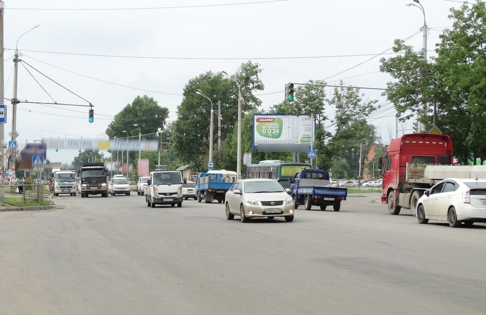 Фотография рекламного носителя, тип: Билборд 3x6, адрес: Суворова ул. Х Кутузова ул., Хабаровск, Хабаровский край, Россия. Сторона А1 №157672