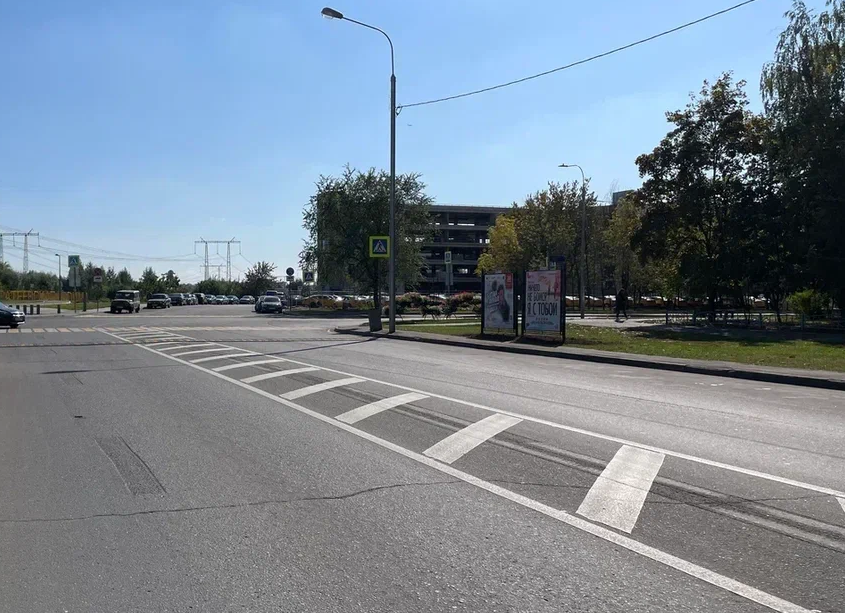 Фотография рекламного носителя, тип: Афиша 1.75x1.8, адрес: Братеевская ул., д.39/12, стенд 2, Москва, Россия. Сторона А №618410