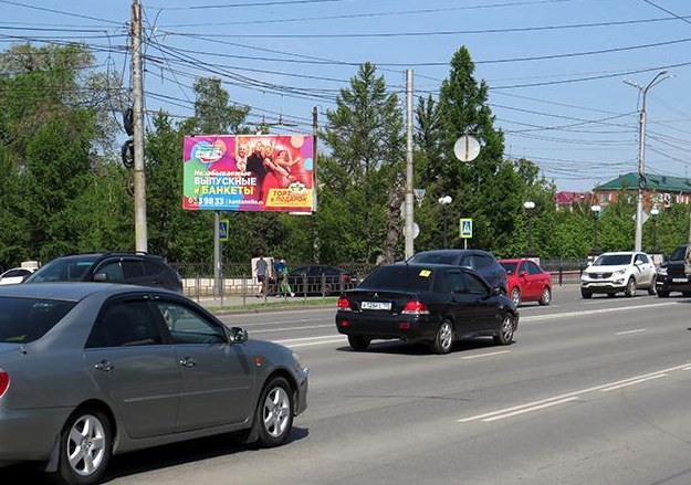 Фотография рекламного носителя, тип: Билборд 3x6, адрес: К. Маркса пр-т. х Потанина ул., поз.1, Омск, Омская область, Россия. Сторона Б №850755
