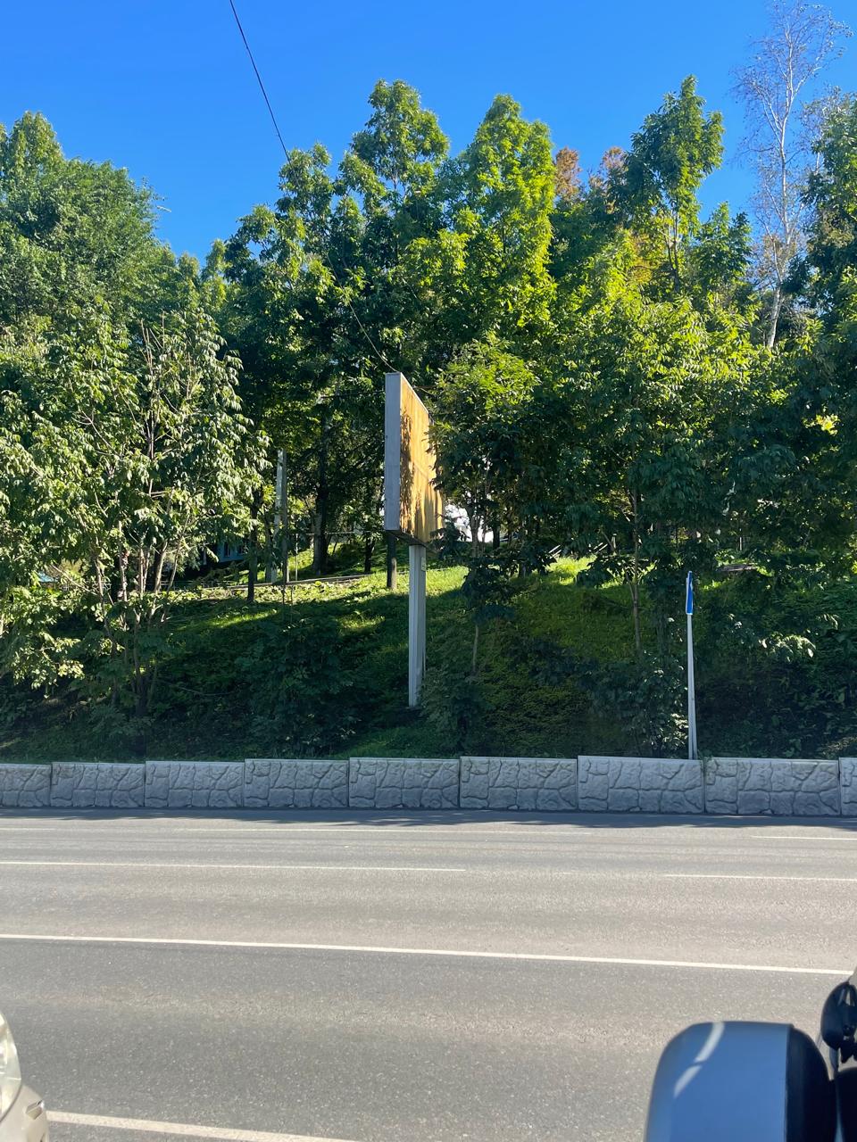 Фотография рекламного носителя, тип: Билборд 3x6, адрес: Калинина, 33, Владивосток, Приморский край, Россия. Сторона А №1350202