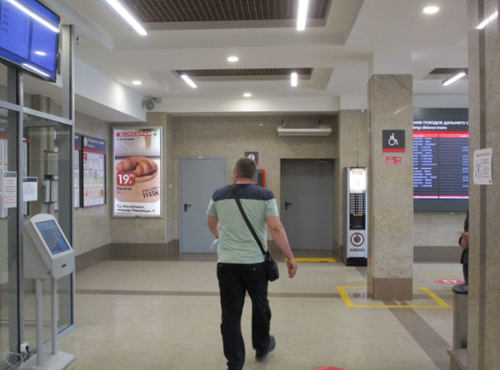 Фотография рекламного носителя, тип: Лайтбокс, адрес: ЖД вокзал «Нижний Новгород», Революции пл., д.2А, Нижний Новгород, Нижегородская область, Россия. Сторона/вариант А №991028