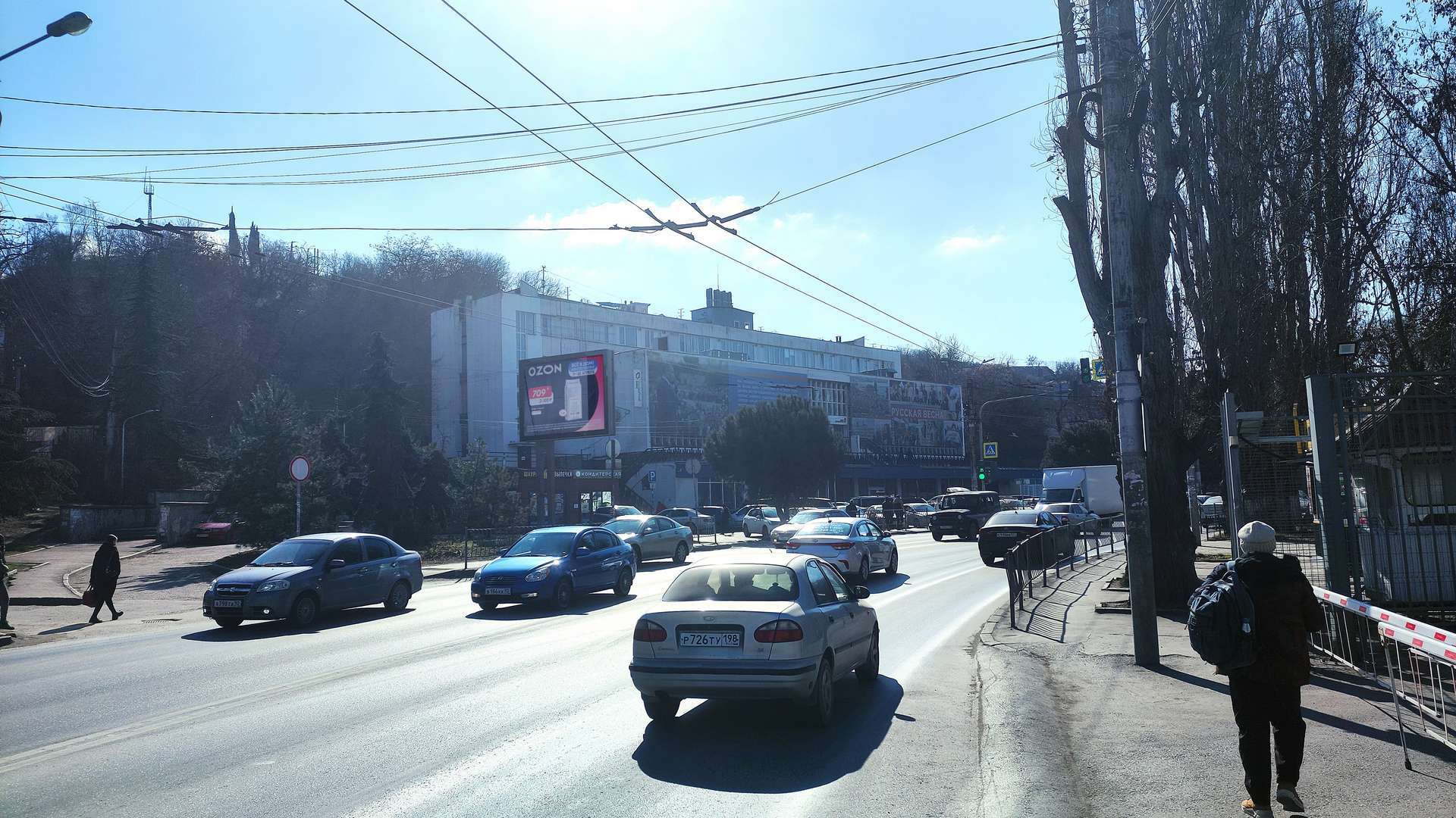 Фотография рекламного носителя, тип: Ситиформат 1.8x1.2, адрес: ул. Вокзальная, напротив д. 13, Севастополь, Россия. Сторона Б №1373639