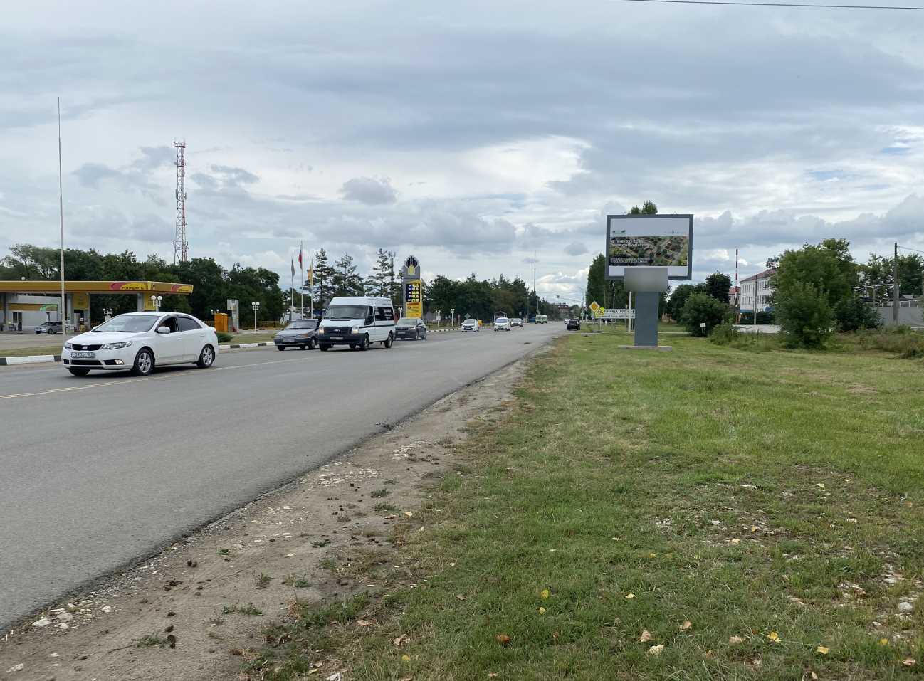 Фотография рекламного носителя, тип: Ситиборд 2.7x3.7, адрес: Советов ул., выезд из города, Абинск, Краснодарский край, Россия. Сторона A1-A5 №804456