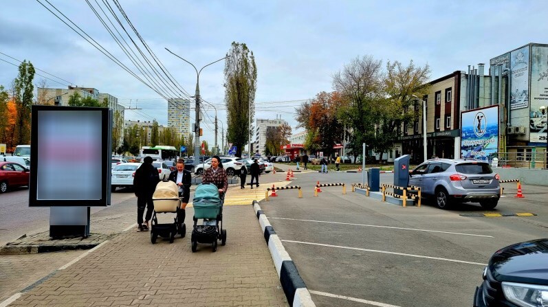 Фотография рекламного носителя, тип: Ситиформат 1.8x1.2, адрес: Ленинский пр-т., д.174п, поз.2, Воронеж, Воронежская область, Россия. Сторона A1 №529864