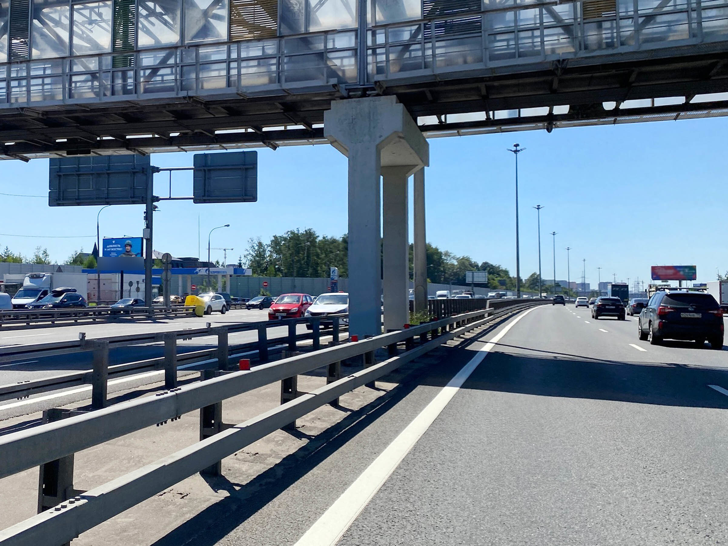 Фотография рекламного носителя, тип: Билборд 3x6, адрес: Киевское ш., 19 100м, Москва, Россия. Сторона Б №1044710