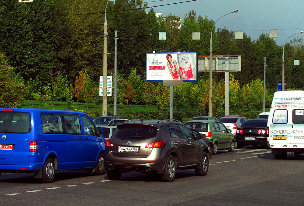 Фотография рекламного носителя, тип: Билборд 3x6, адрес: Боровское ш., Москва, Россия. Сторона B №14507