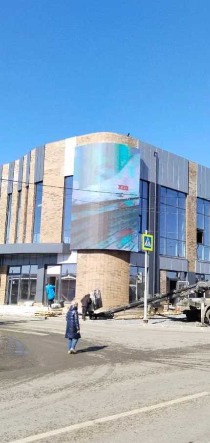 Фотография рекламного носителя, тип: Медиафасад, адрес: Ленинакан хутор, Суворова ул., Ростов-на-Дону, Ростовская область, Россия. Сторона Б1-Б10 №1349124