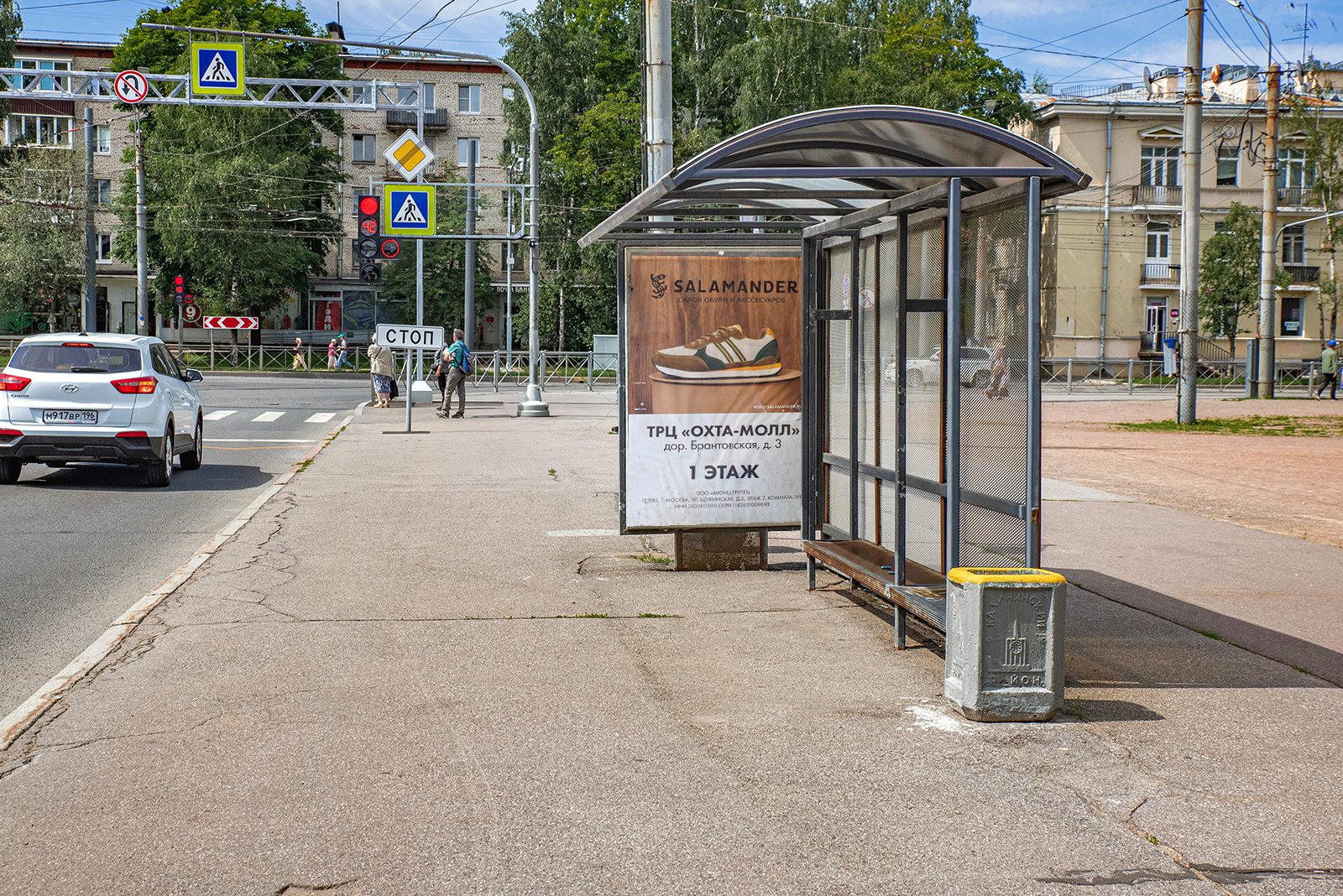 Фотография рекламного носителя, тип: Остановка 1.8x1.2, адрес: Науки пр-т., д.1, Санкт-Петербург, Россия. Сторона А №164656