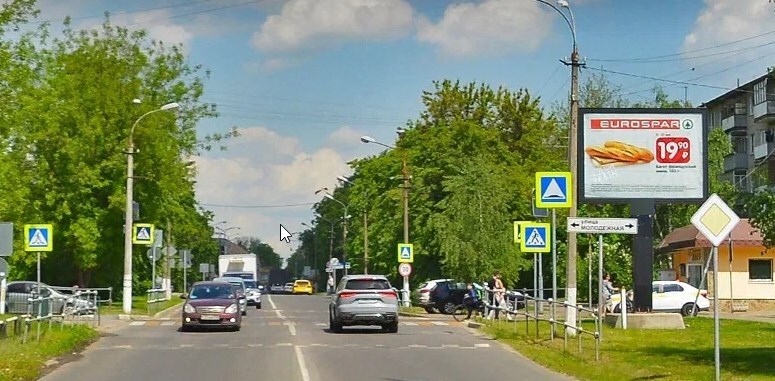 Фотография рекламного носителя, тип: Ситиборд 2.7x3.7, адрес: Королева ул., д.22 X Молодежная ул., Жуковский, Московская область, Россия. Сторона A1-A5 №1419631