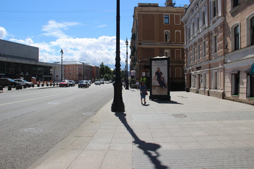 Фотография рекламного носителя, тип: Пиллар 3x1.4, адрес: Лиговский пр-т., д.13, поз.1, Санкт-Петербург, Россия. Сторона А №144262