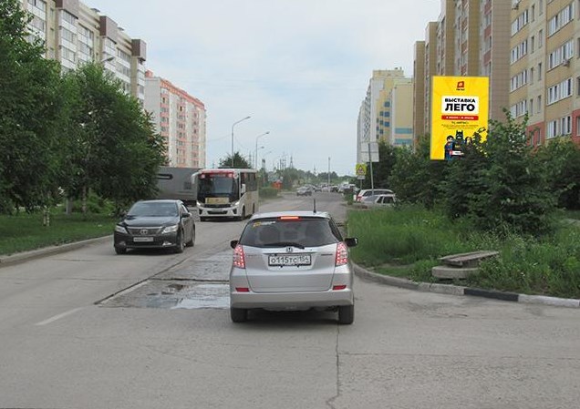 Фотография рекламного носителя, тип: Билборд 2x3, адрес: Виктора Уса ул. Х Петухова ул., 12/5, Новосибирск, Новосибирская область, Россия. Сторона А №1329388