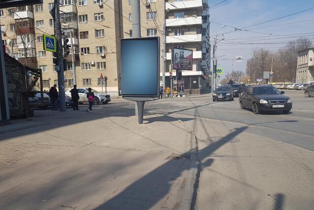 Фотография рекламного носителя, тип: Ситиформат 1.8x1.2, адрес: Максима Горького ул., д.260 Х Театральный пр-т., Ростов-на-Дону, Ростовская область, Россия. Сторона Б №782053