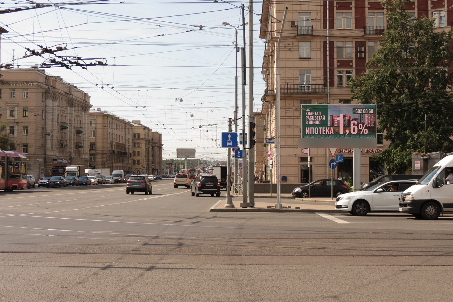Фотография рекламного носителя, тип: Билборд 3x6, адрес: Заневский пр-т. Х Заневский пр-т., д.14, Санкт-Петербург, Россия. Сторона А1 №119037