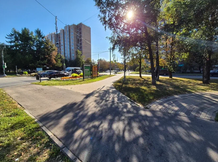 Фотография рекламного носителя, тип: Афиша 1.75x1.8, адрес: Фомичевой ул. Х Свободы ул., д.71, поз.1, стенд 1, Москва, Россия. Сторона B №866594